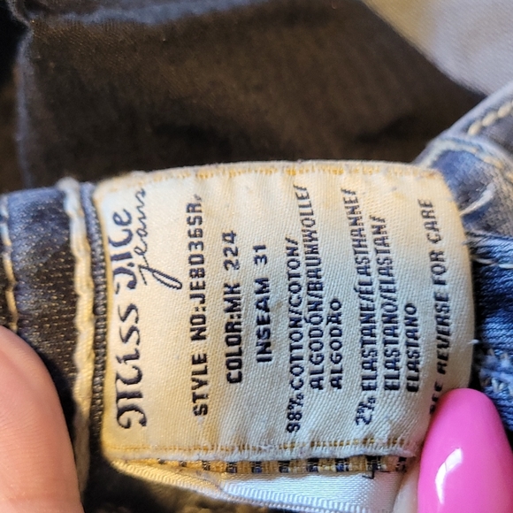 Miss Me Jeans - Picture 6 of 6